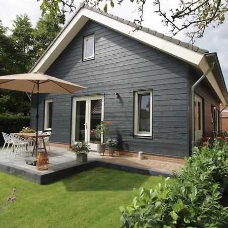 Bloom-inn Gastvrij Genieten Holiday home Doornenburg